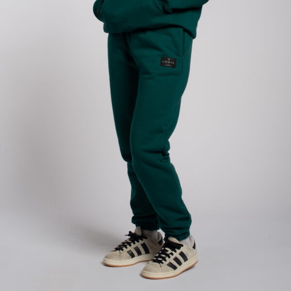 Zielone spodnie damskie z naszywką Legia 1916 