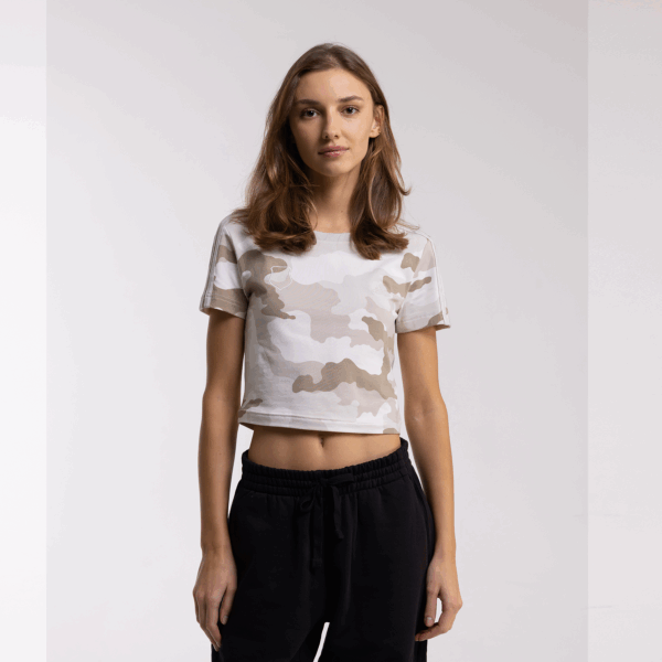 Crop top damski Essentials 3-Stripes Camo Herb Syrenka - IY1681